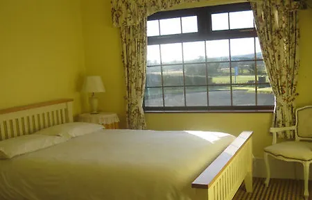 Hotel Moyrhee 3*